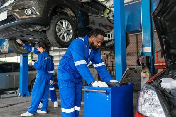 خدمات البناء